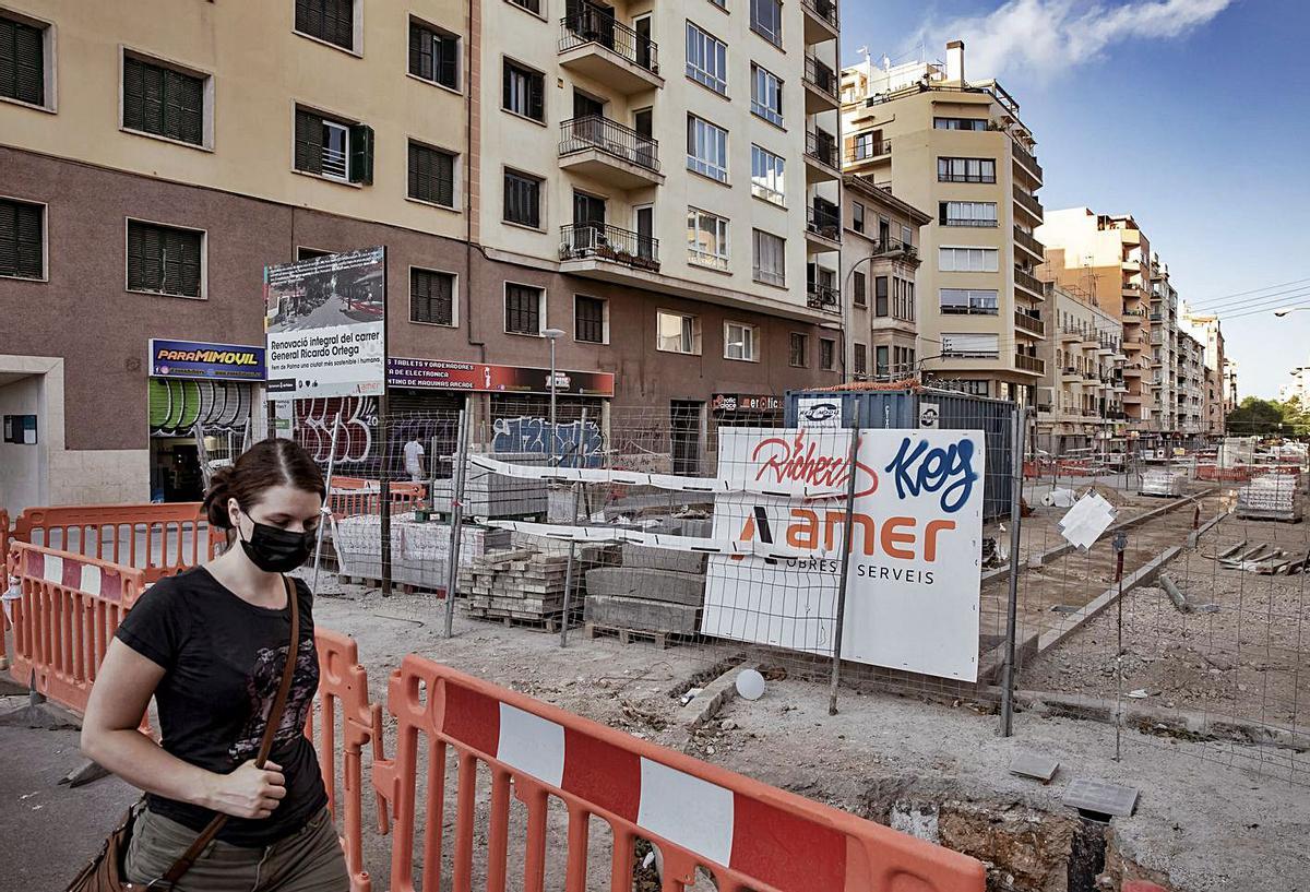 Imagen del tramo de Ricardo Ortega que aún está en obras.