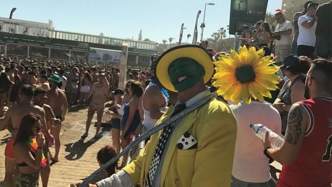 Carnaval de Maspalomas 2017: Fiesta de Carnaval en Playa del Inglés y Entierro de la Sardina