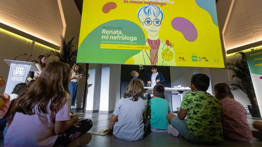 Así es &quot;Renata mi nefróloga&quot;, un proyecto de salud renal para niños presentado en Alicante