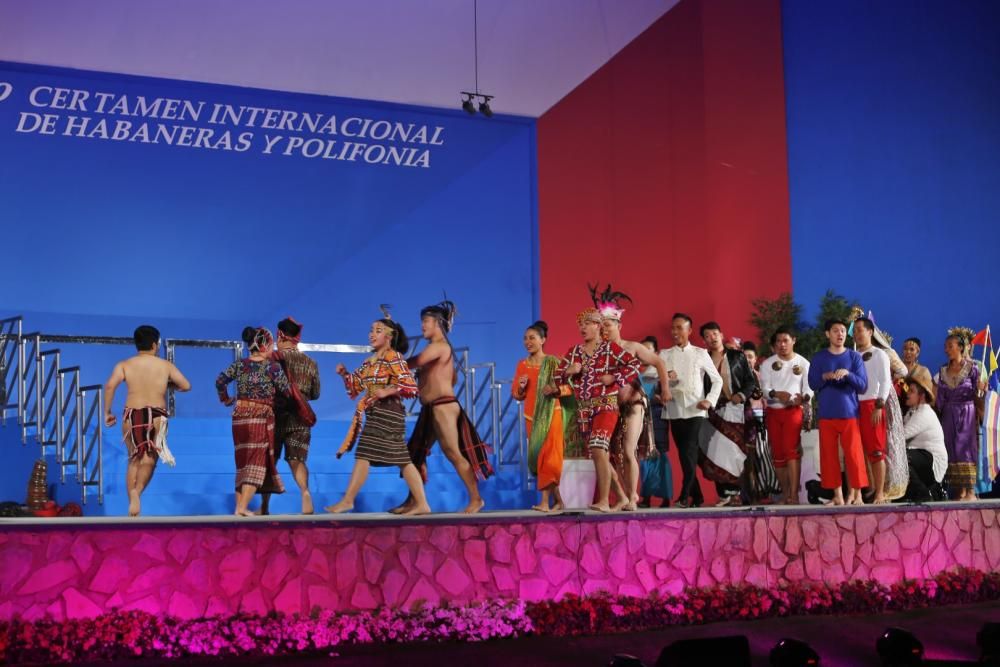 El Coro University of Philippines Singing of Ambassadors, protagonista de la segunda velada del Certamen de Habaneras de Torrevieja, en una espectacular actuación fuera de concurso