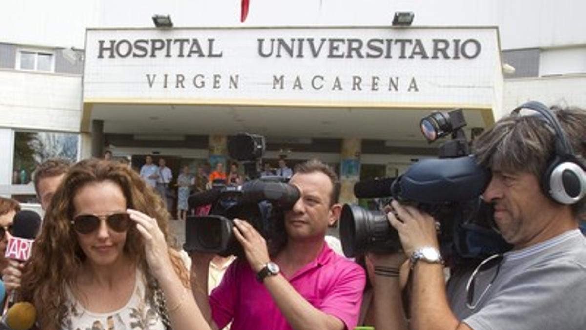Rocío Carrasco, el pasado 30 de mayo, a su salida del Hospital Macarena de Sevilla, tras visitar a José Ortega Cano.
