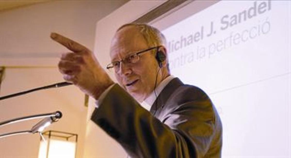 Michael Sandel durant la seva conferència col·loqui d’ahir, al CCCB de Barcelona. Michael Sandel durant la seva conferència col·loqui d’ahir, al CCCB de Barcelona.