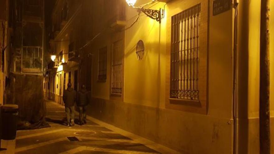 El cuerpo fue hallado en una vivienda de la calle Viento.