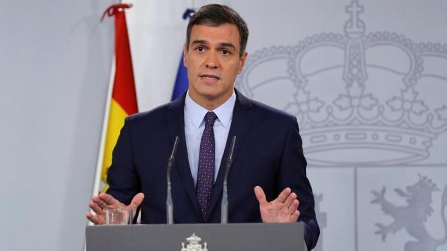 Sánchez: "El acatamiento significa su íntegro cumplimiento"