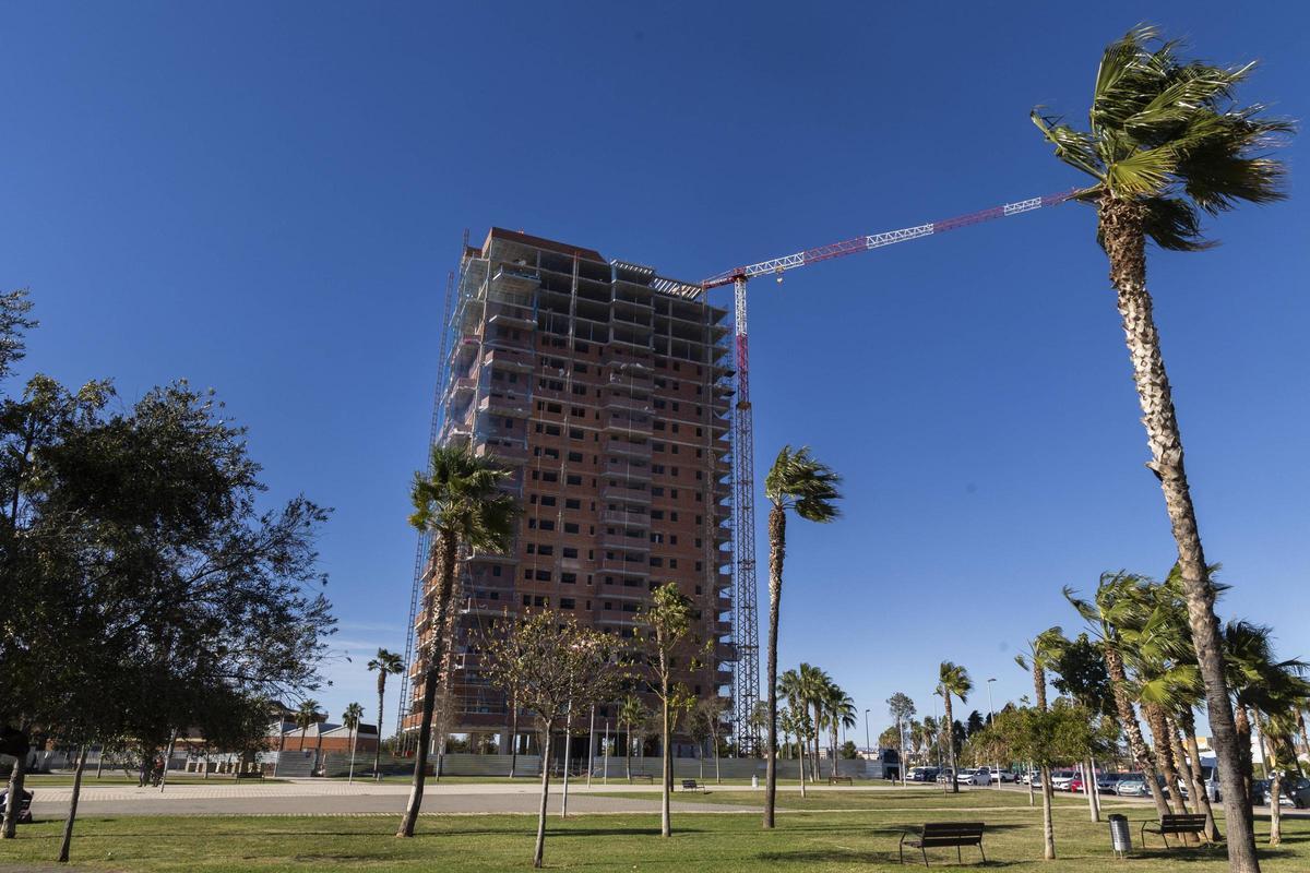 Edificio en obras en Mislata.