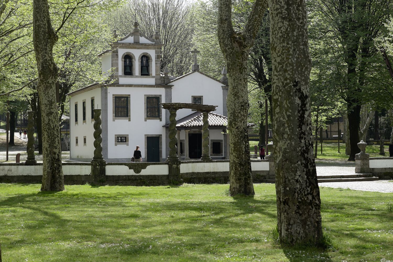 Iglesia y parque de São João da Ponte en Braga