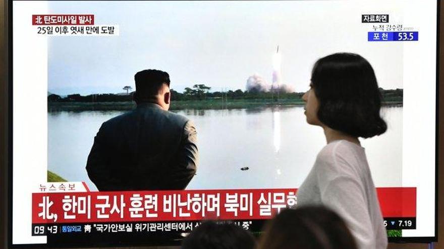 Kim aumenta su arsenal con &quot;nuevo sistema de cohetes guiados de gran calibre&quot;