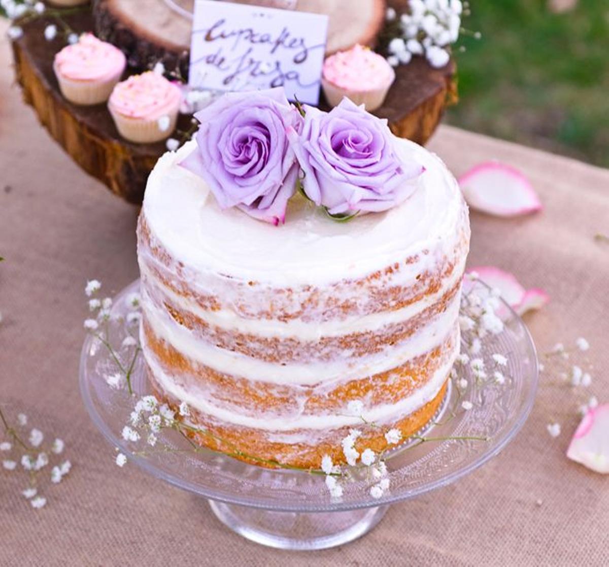 tarta decorada con flores coruña