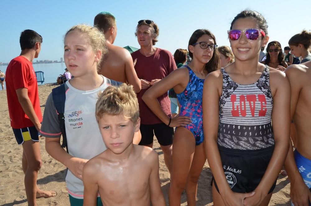 Más de 200 participantes 'se mojan' por la esclerósis múltiple en Playa Paraíso