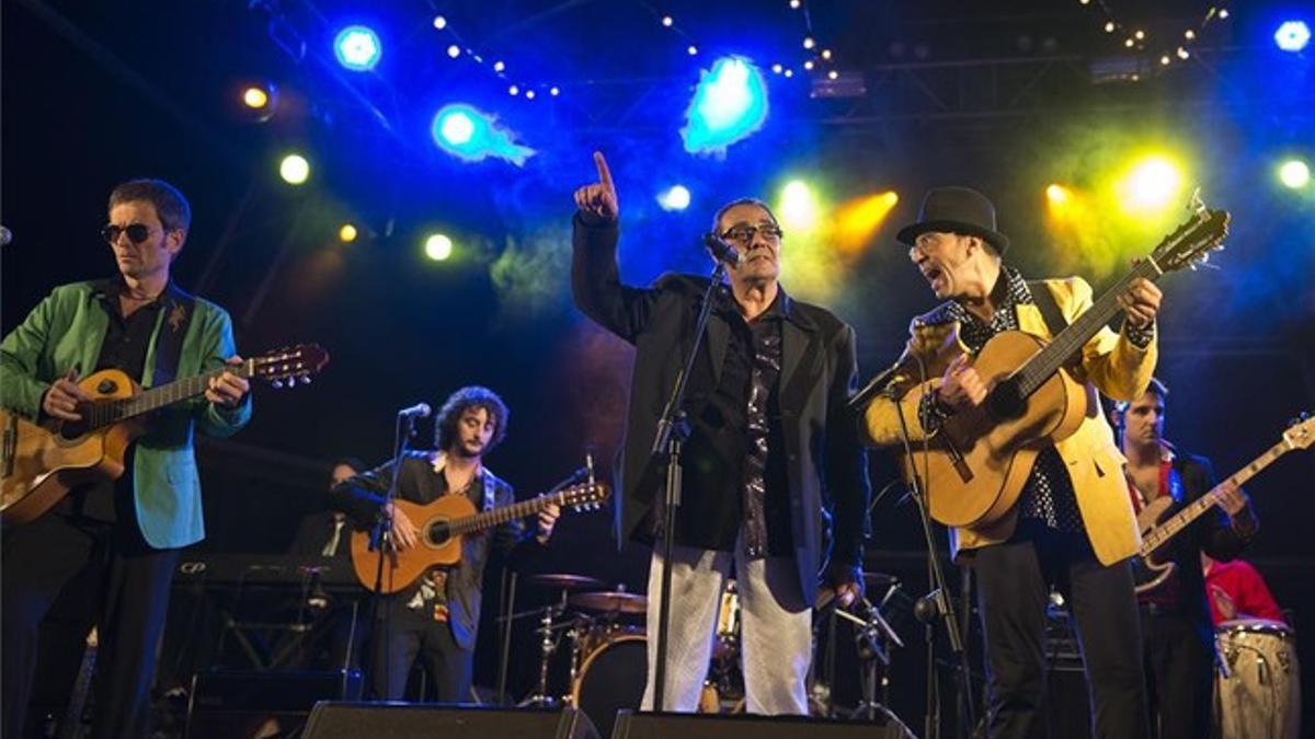 Los Manolos, en un momento del concierto inaugural de las fiestas de la Mercè