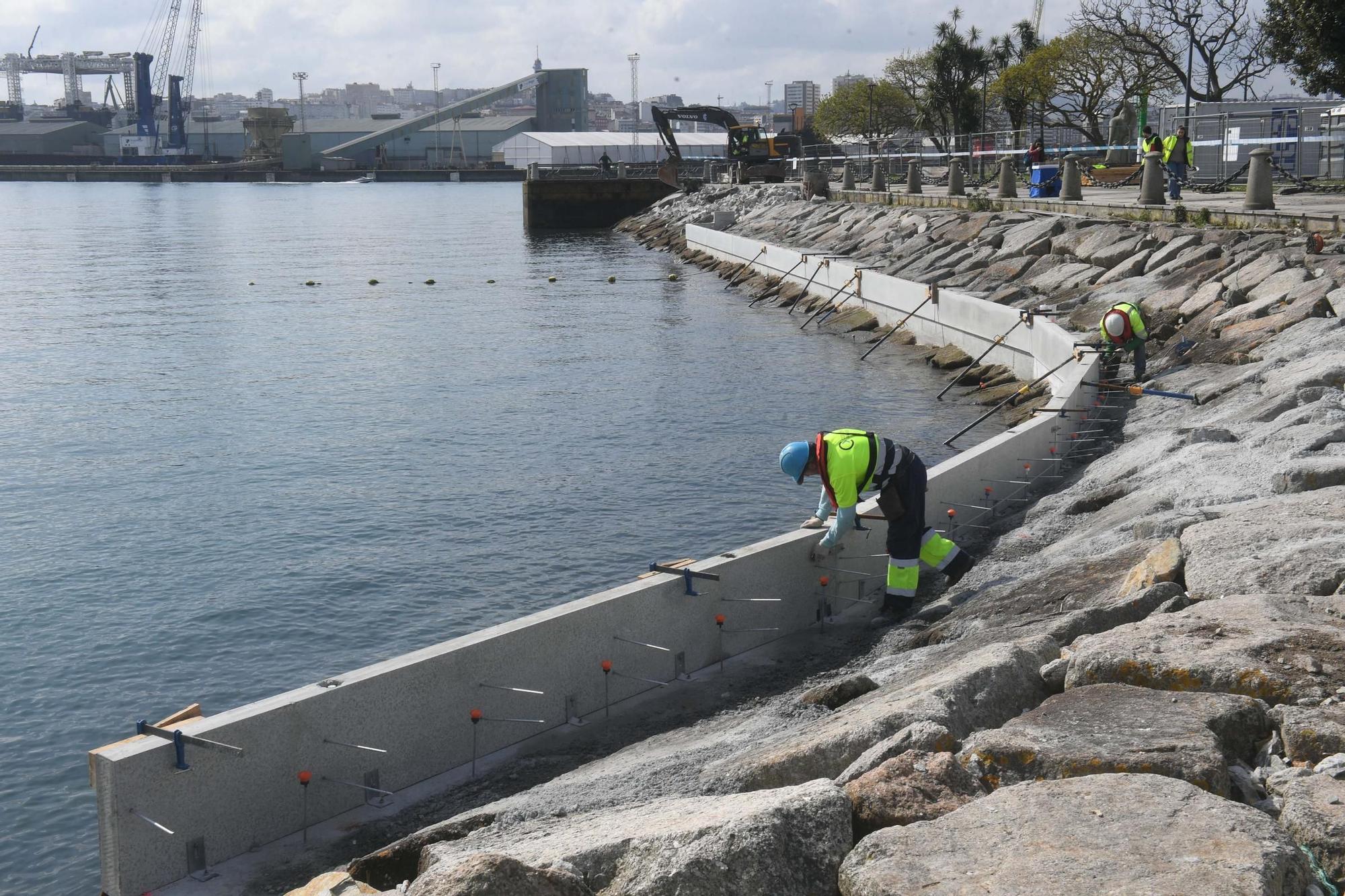 La plataforma de baño en O Parrote, prevista para 2023, apunta a finales de este verano