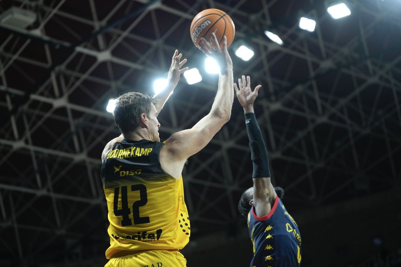 El partido Morabanc Andorra-CB Canarias, en imágenes