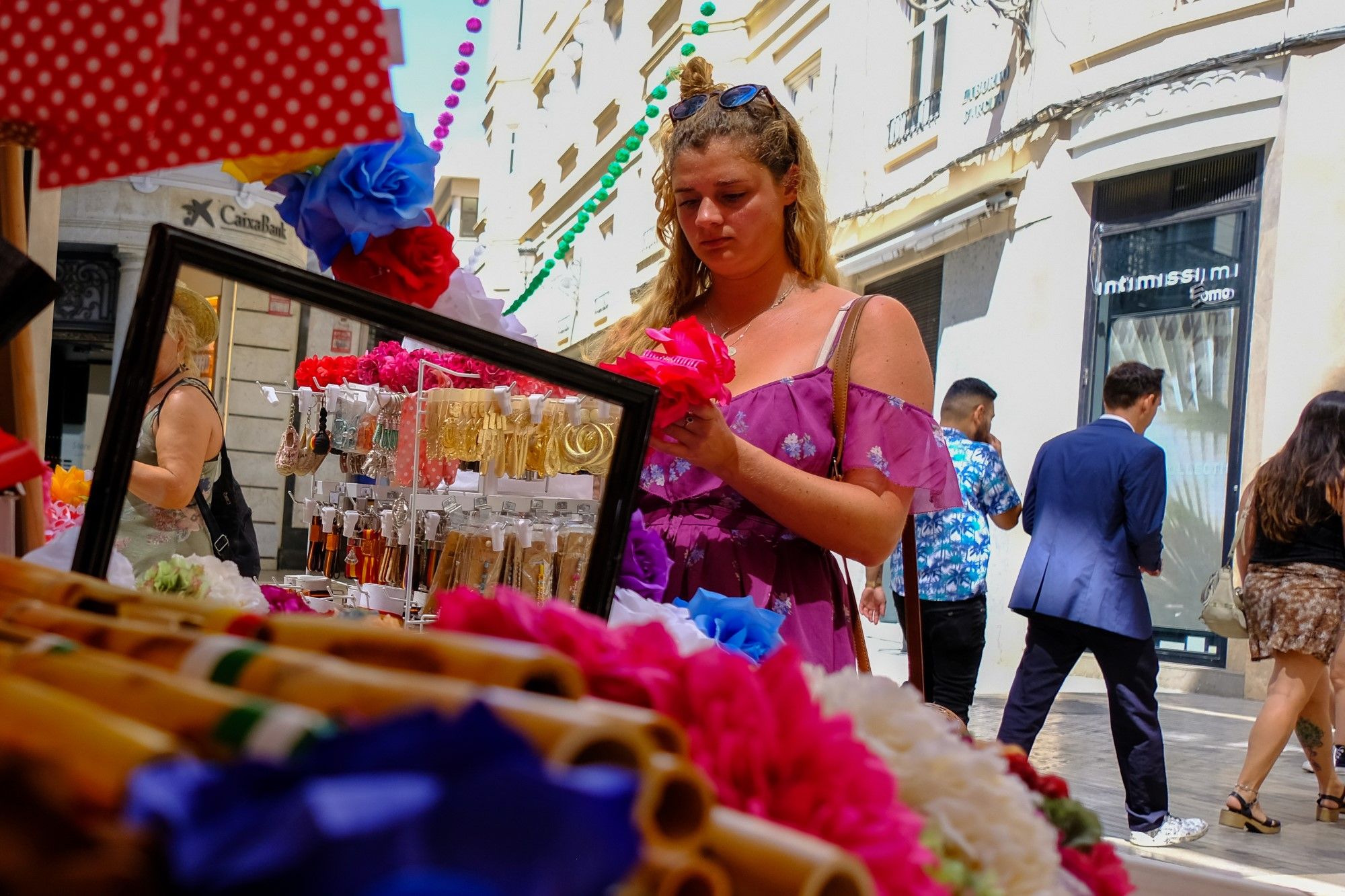 Así viven los extranjeros la Feria de Málaga 2023