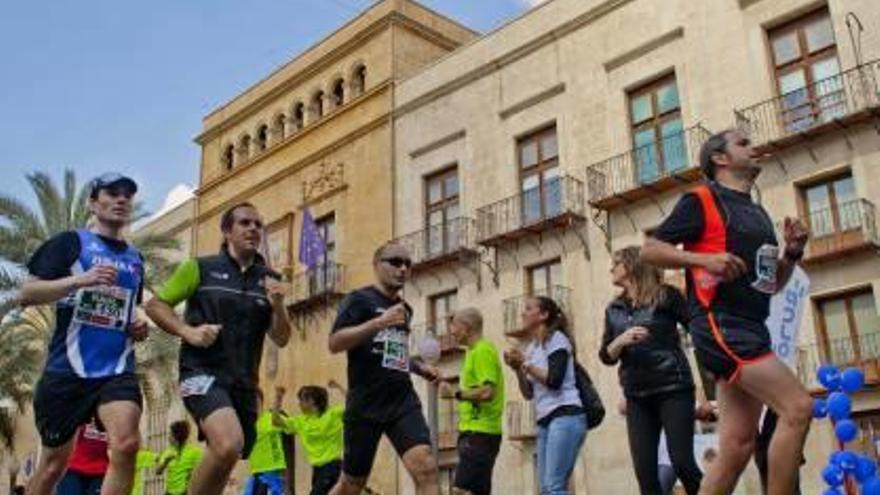 El Medio Maratón del Elche apuesta por la solidaridad
