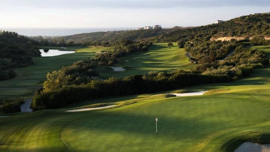 Varios de los hoyos de un campo de golf de la provincia.