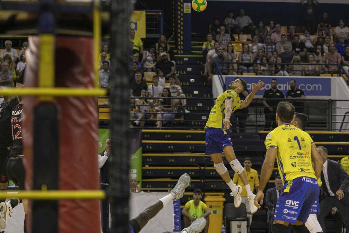 El CV Guaguas se luce con una victoria en su estreno en la CEV Champions League Volley 2025