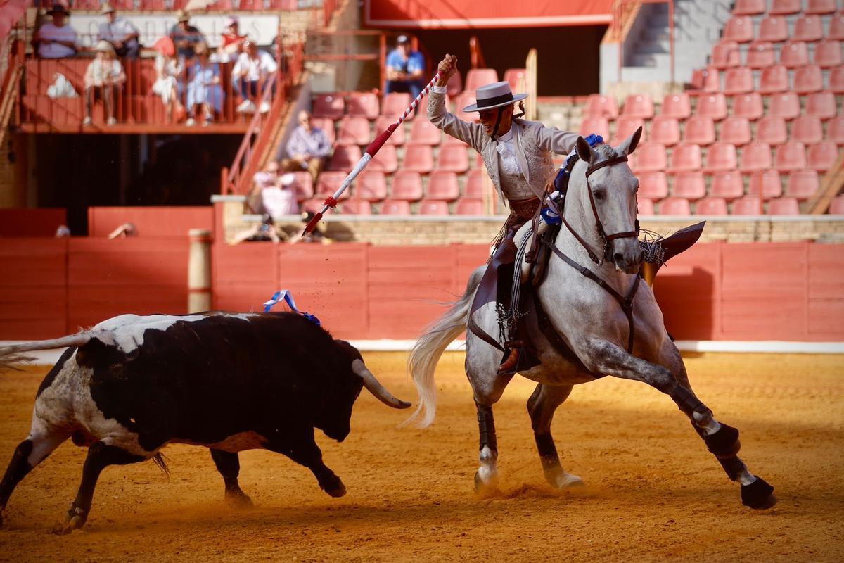 La corrida de rejones de la Feria Taurina de Córdoba, en imágenes La corrida de rejones de la Feria Taurina de Córdoba, en imágenes