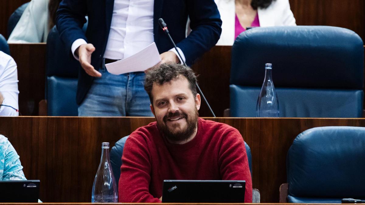 Archivo - El diputado de Más Madrid en la Asamblea de Madrid Pablo Padilla durante un pleno en la Asamblea de Madrid
