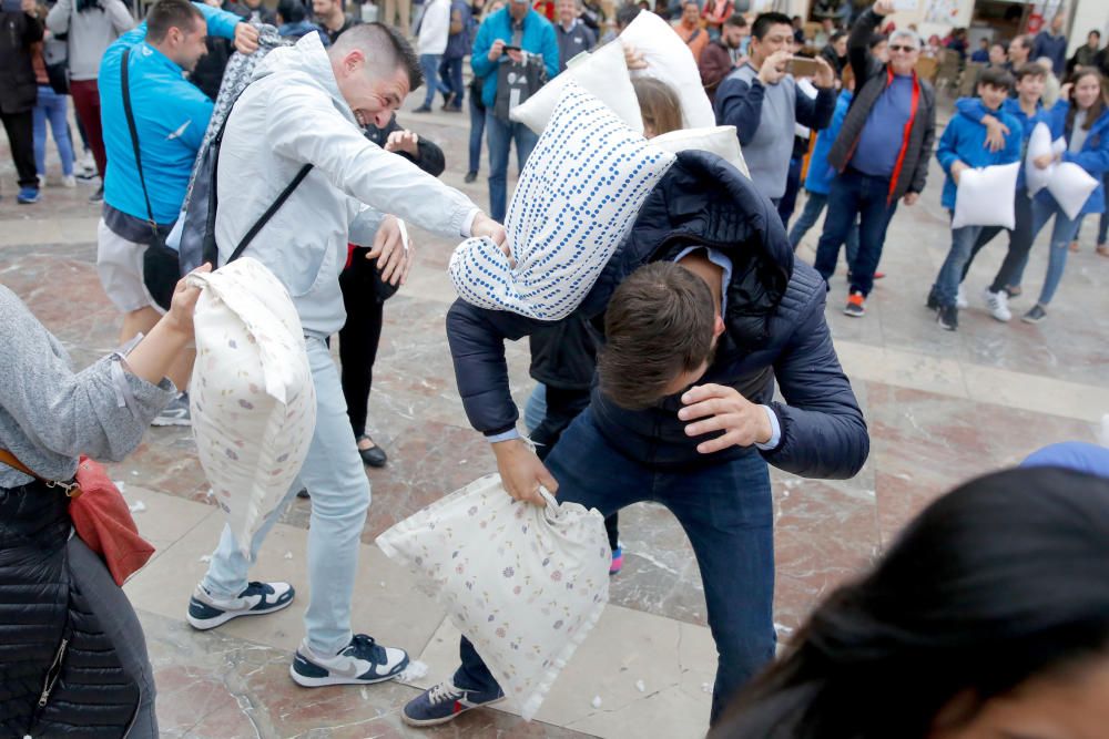 Guerra de almohadas en València