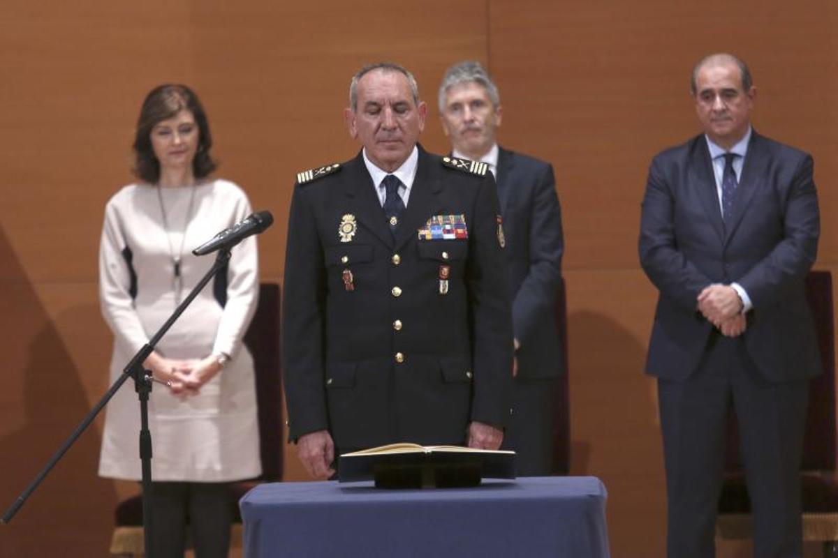 Sánchez protegeix el ministre dels atacs del PP