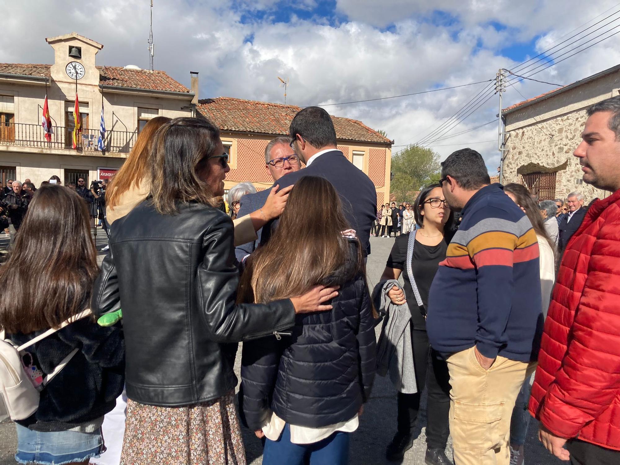 En imágenes: emotivo homenaje en Torrecaballeros (Segovia) a Olivia, la niña asesinada por su madre en Gijón