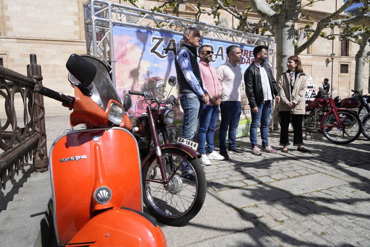 PRESENTACIÓN I CONCENTRACIÓN DE MOTOS "ZAMORA SOBRE RUEDAS". Plaza de Viriato.