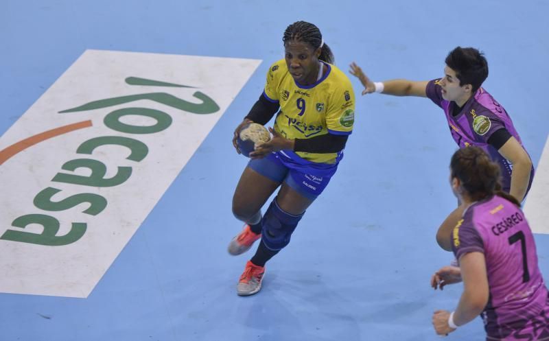 12/01/2019 LAS REMUDAS, TELDE. Balonmano Rocasa - Valladolid. FOTO: J. PÉREZ CURBELO  | 12/01/2019 | Fotógrafo: José Pérez Curbelo