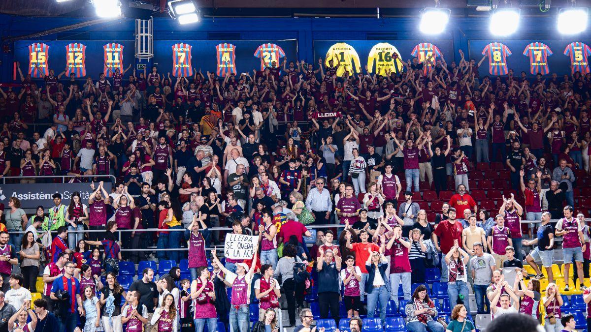La afición del Hiopos Lleida se desplazó masivamente al Palau