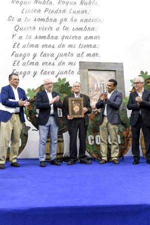 GRAN CANARIA  14-05-2018   LAS PALMAS DE GRAN CANARIA. Descorche de la primera botella de vino de esta temporada. FOTOS: JUAN CASTRO  | 14/05/2018 | Fotógrafo: Juan Carlos Castro