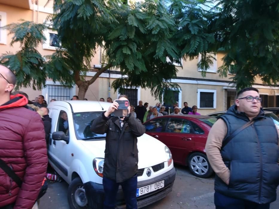 Desalojan un edificio en Palma por un incendio