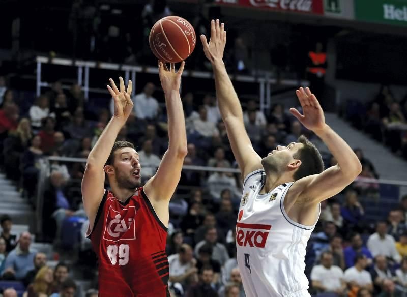 Las imágenes que nos ha dejado la derrota del CAI Zaragoza frente al Real Madrid (96-84)