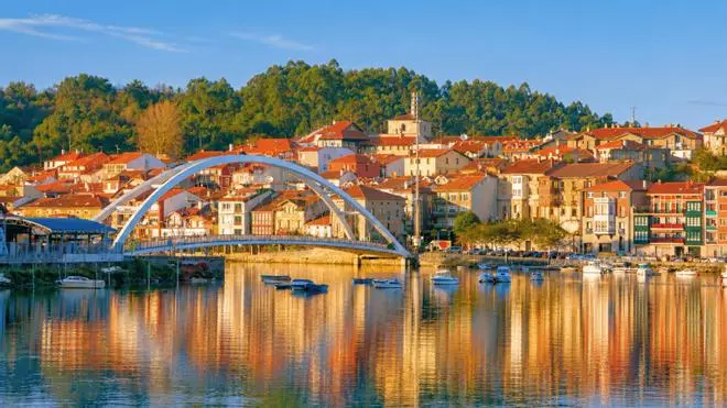 Plentzia, el pueblo con playa de Bilbao con la única bodega submarina del mundo