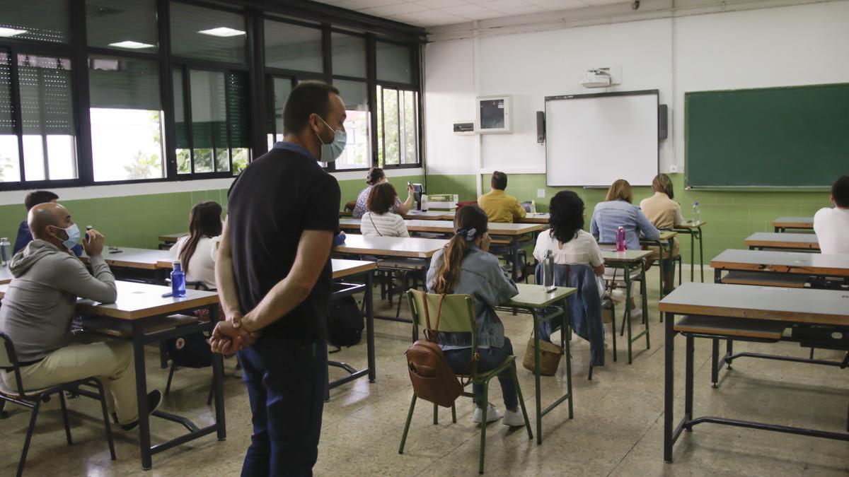 Aspirantes durante unas oposiciones.