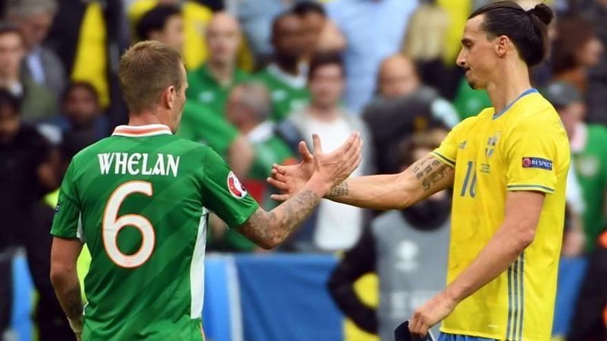 Un gol en propia meta de Clark impide el triunfo de Irlanda ante Suecia (1-1)