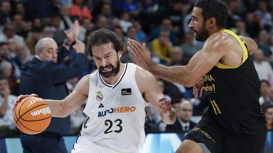 Un Madrid lanzado supera con comodidad al Tenerife