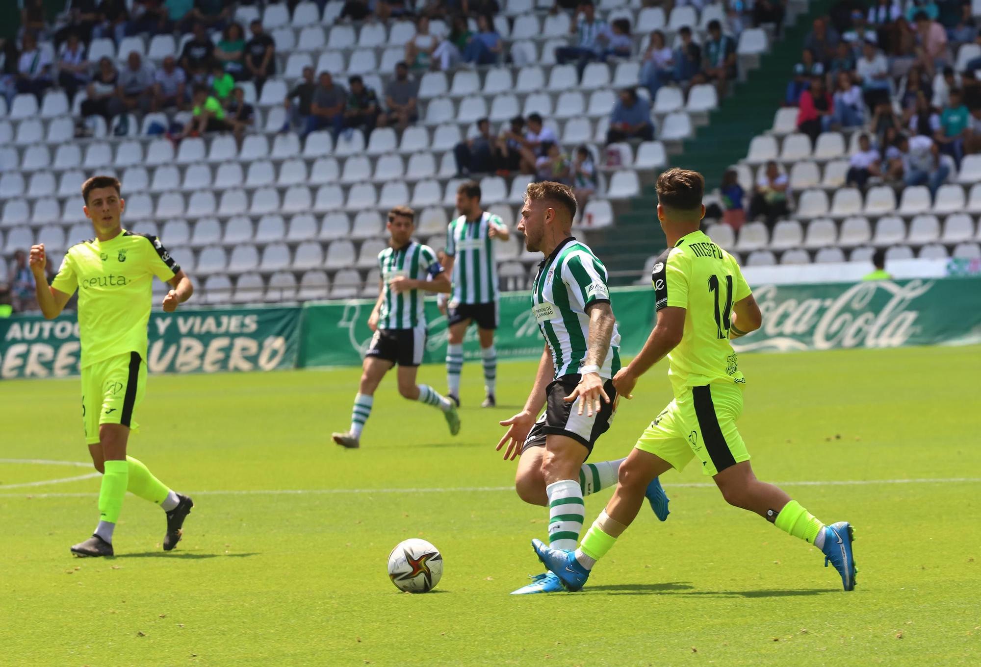 Las imágenes del Córdoba CF-AD Ceuta CF