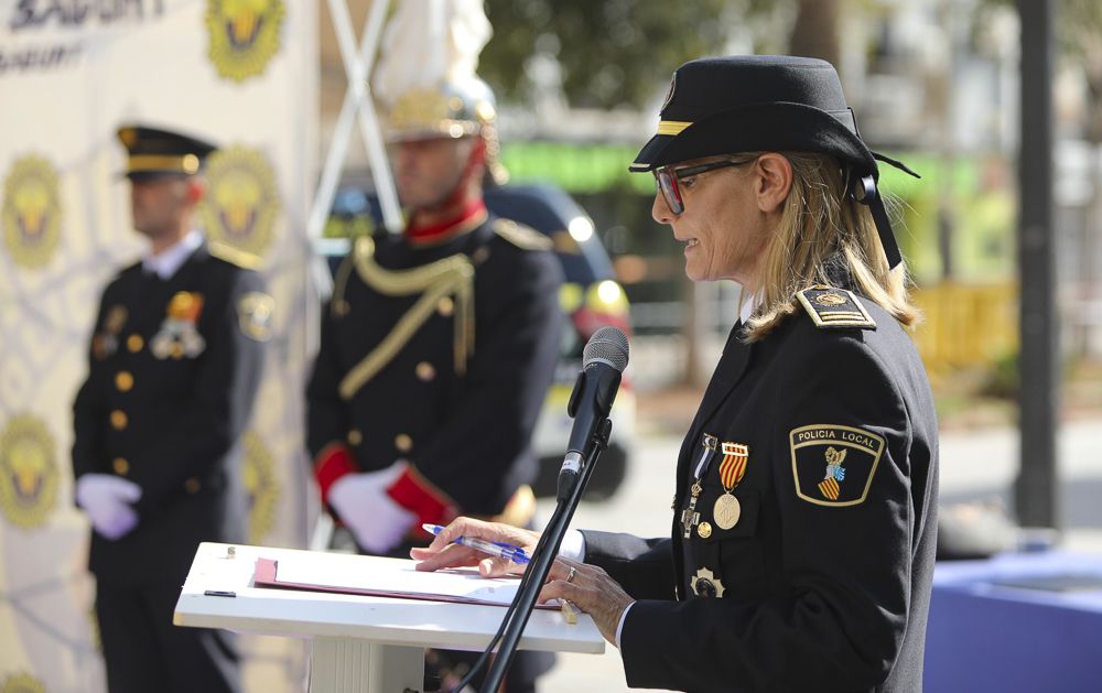 Así ha transcurrido el acto institucional de la Policía Local en el Port de Sagunt