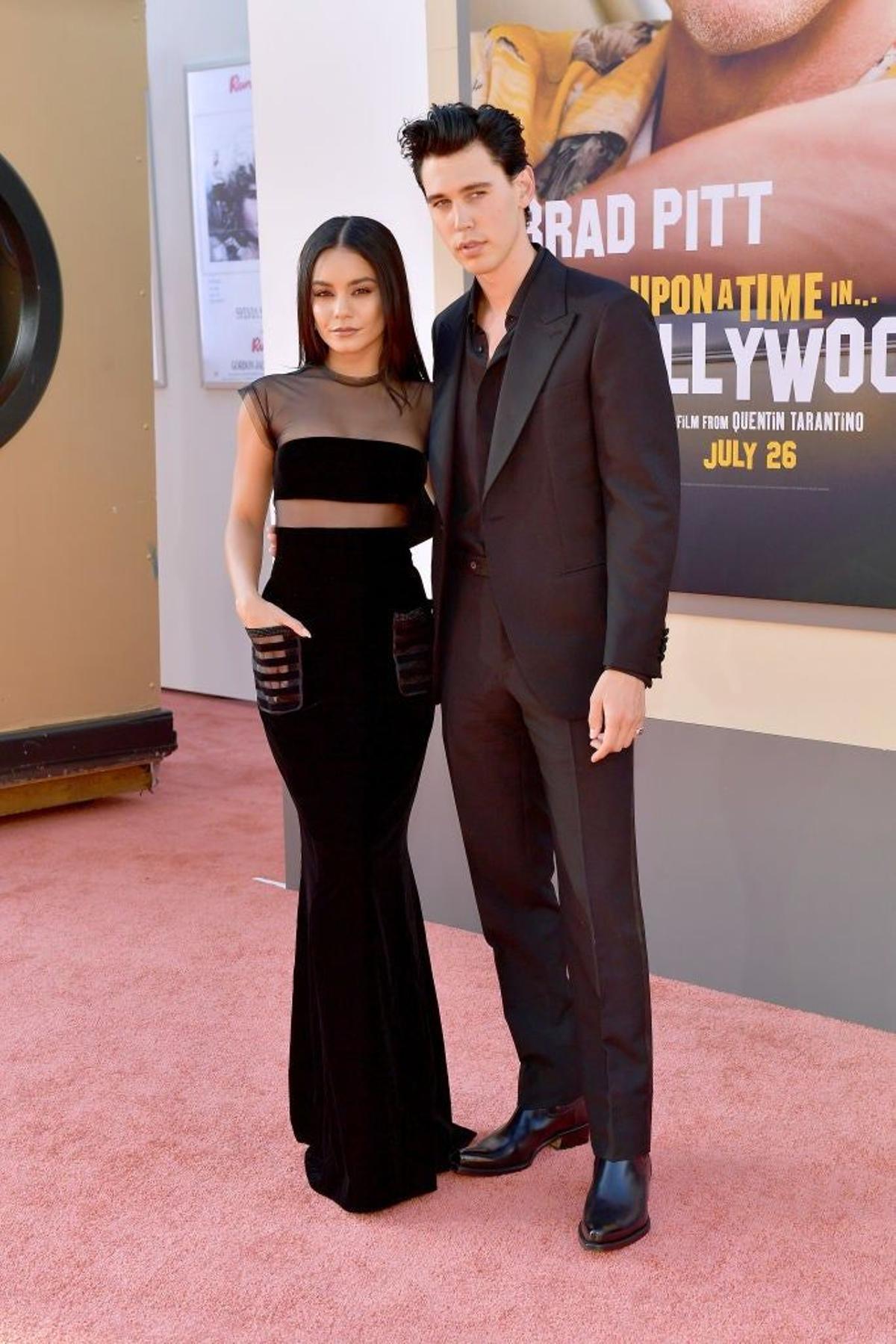 Vanessa Hudgens y Austin Butler en el estreno de 'Érase una vez en Hollywood'