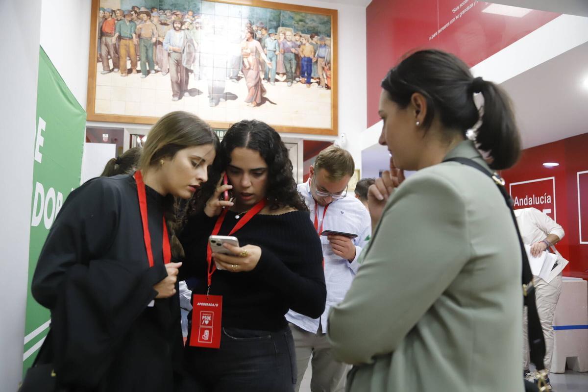 El PSOE de Córdoba mantiene los tres parlamentarios de 2022