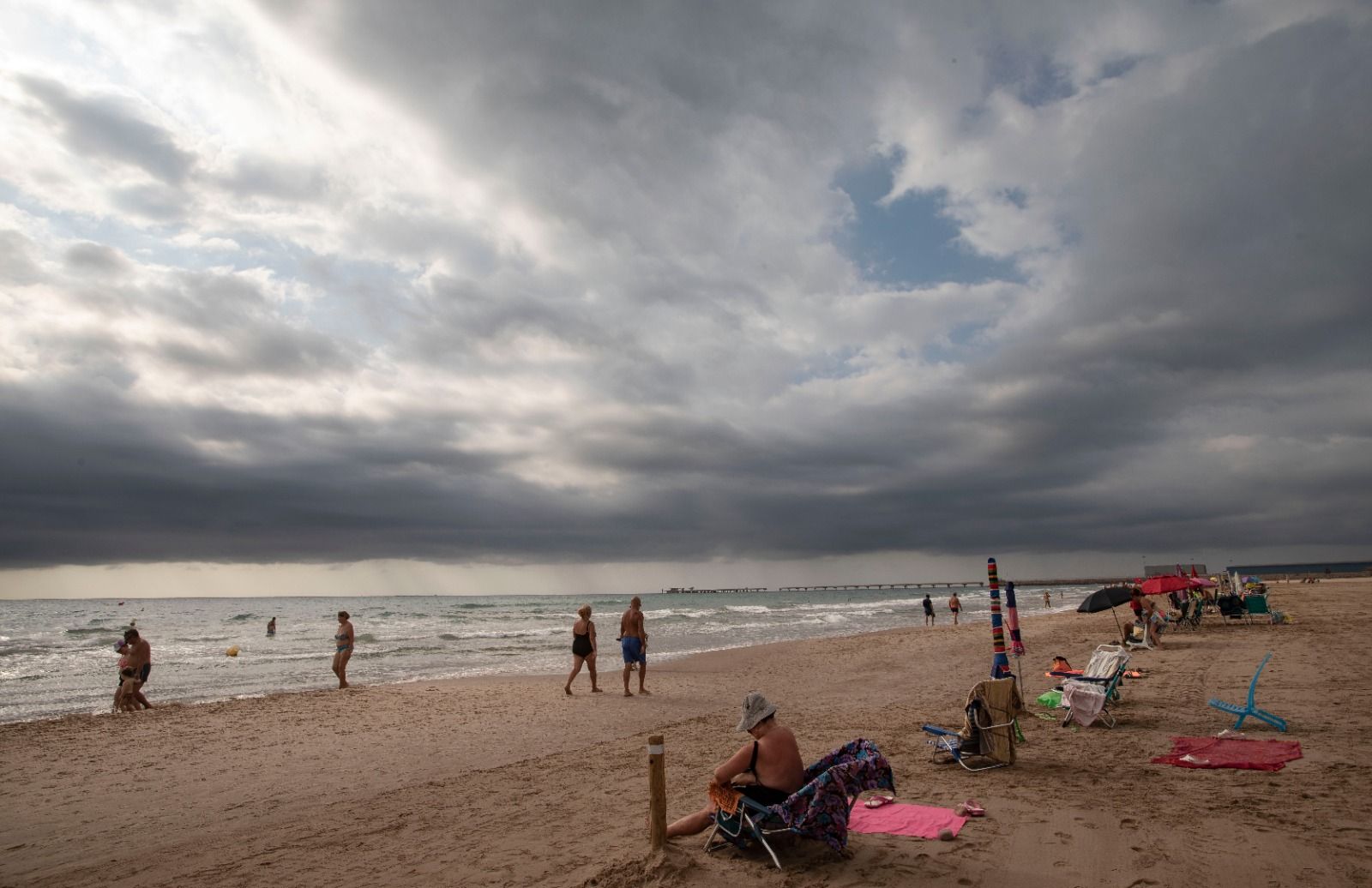 Cambio en el tiempo: cómo lucía la playa de Puerto de Sagunto esta mañana