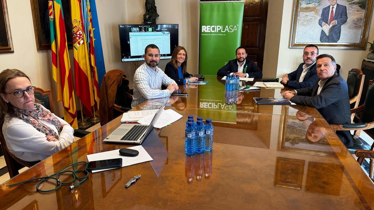 Consejo de Administración de Reciplasa en el Ayuntamiento de Castelló.