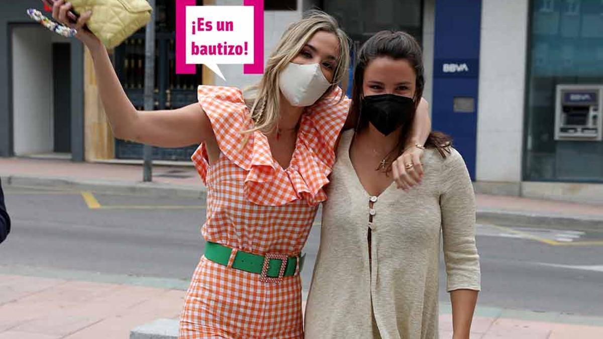 Maria Pombo con pantalon y top de volantes de Barey Collection