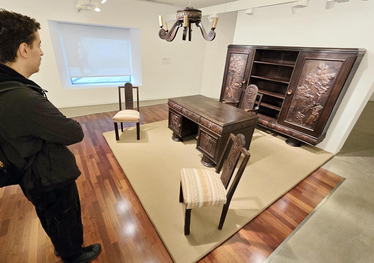 Exposición de mobiliario de Camilo Nogueira.