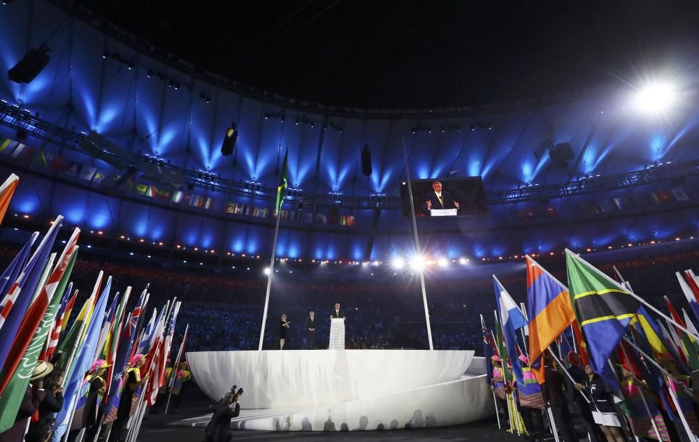 La ceremonia de inauguración de las Olimpiadas recreó el Brasil indígena, las diferentes culturas y las grandes urbes.