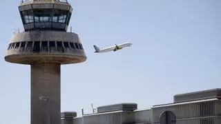 Denuncian la “contradicción” de ampliar el aeropuerto de El Prat en pleno auge del calentamiento global