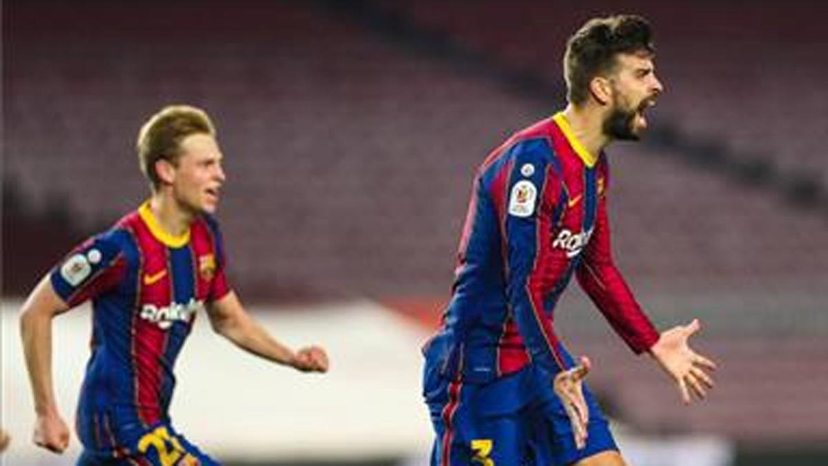 Gerard Piqué, celebrando el gol marcado ante el Sevilla