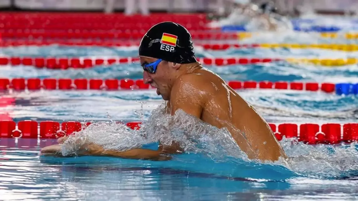 Nil Cadevall le arrebata el récord al campeón del mundo de natación