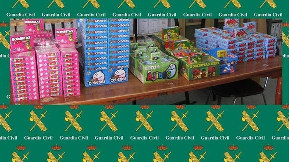 Petardos intervenidos en Cáceres por venderse sin autorización.