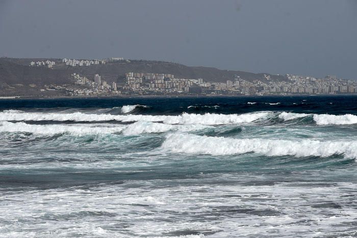 METEOROLOGIA. TIEMPO. CALOR Y OLAS