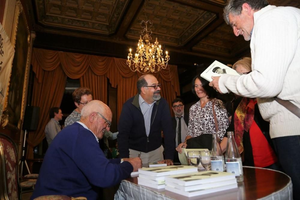 Presentación del libro "Contra viento y marera"